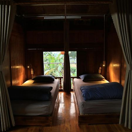 Ha Giang Eco Stone House - Tours & Rental Motorbike Exteriör bild