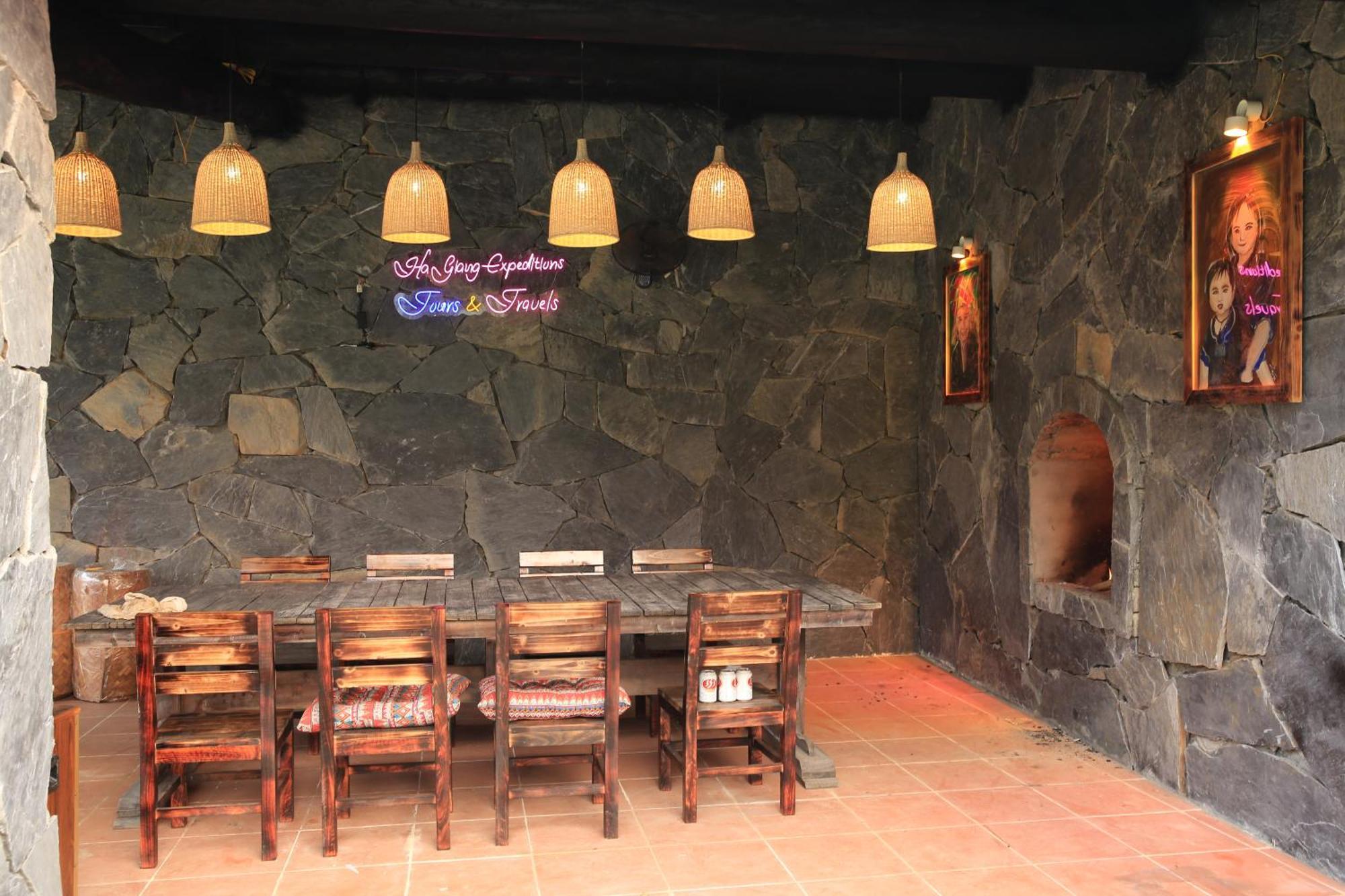 Ha Giang Eco Stone House - Tours & Rental Motorbike Exteriör bild