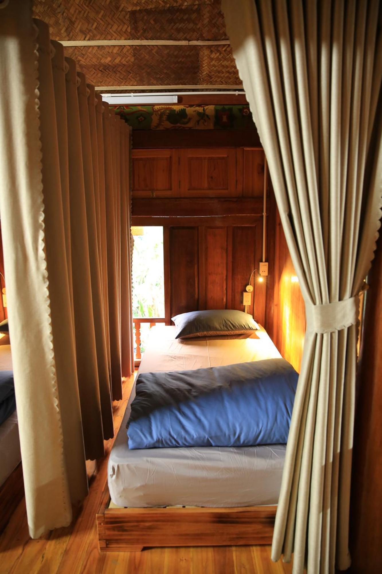 Ha Giang Eco Stone House - Tours & Rental Motorbike Exteriör bild